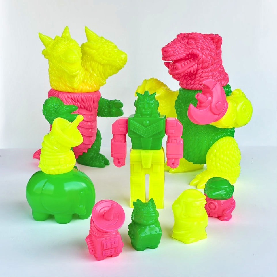 [Lottery Application] Shirokumaya Sofubi Fluorescent Set ②