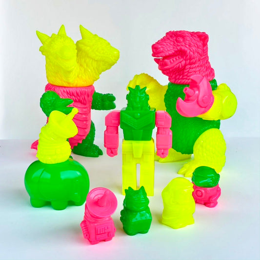 [Lottery Application] Shirokumaya Sofubi Fluorescent Set ②